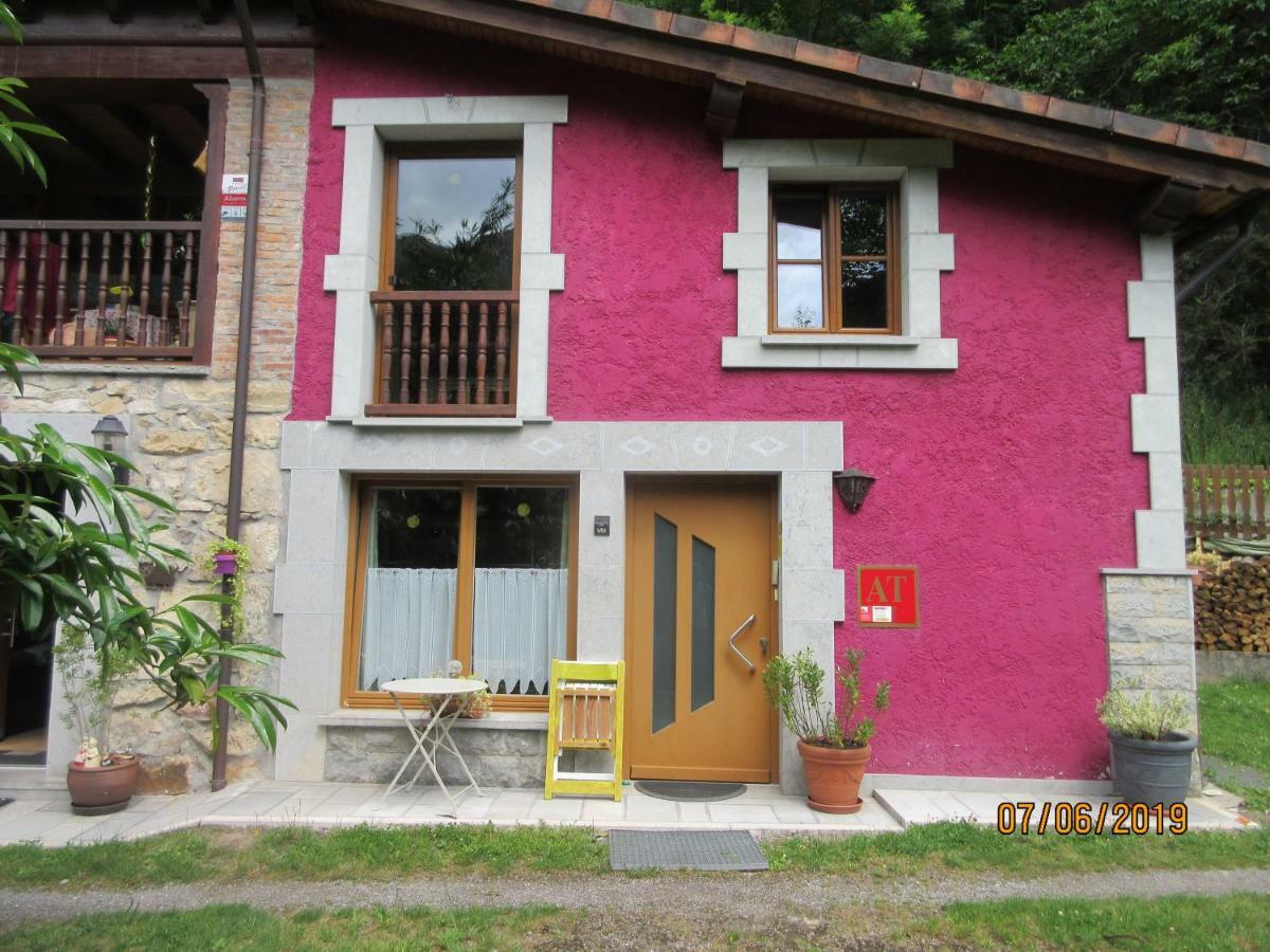 La Muria Apartment Onís Esterno foto